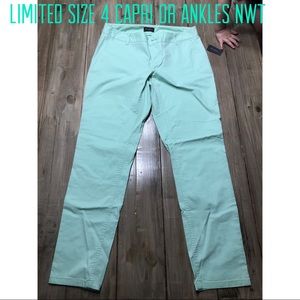 Loft ankle/Capri pants
